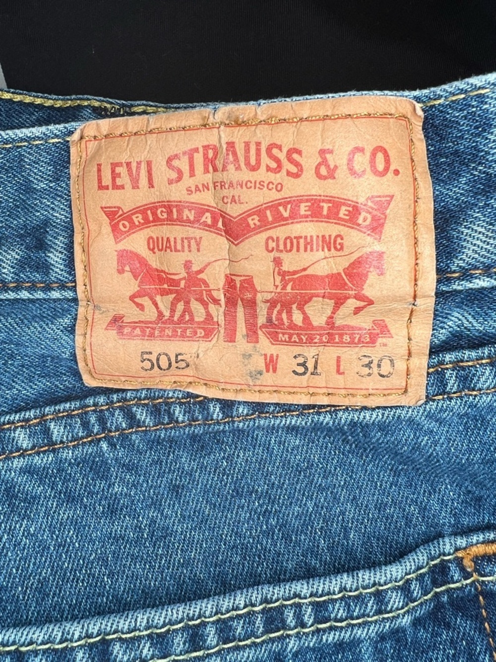 Levis 505 Cut off Custom Embroidered Star Jean Shorts Slit Sides Women 31"x11" - Picture 7 of 9
